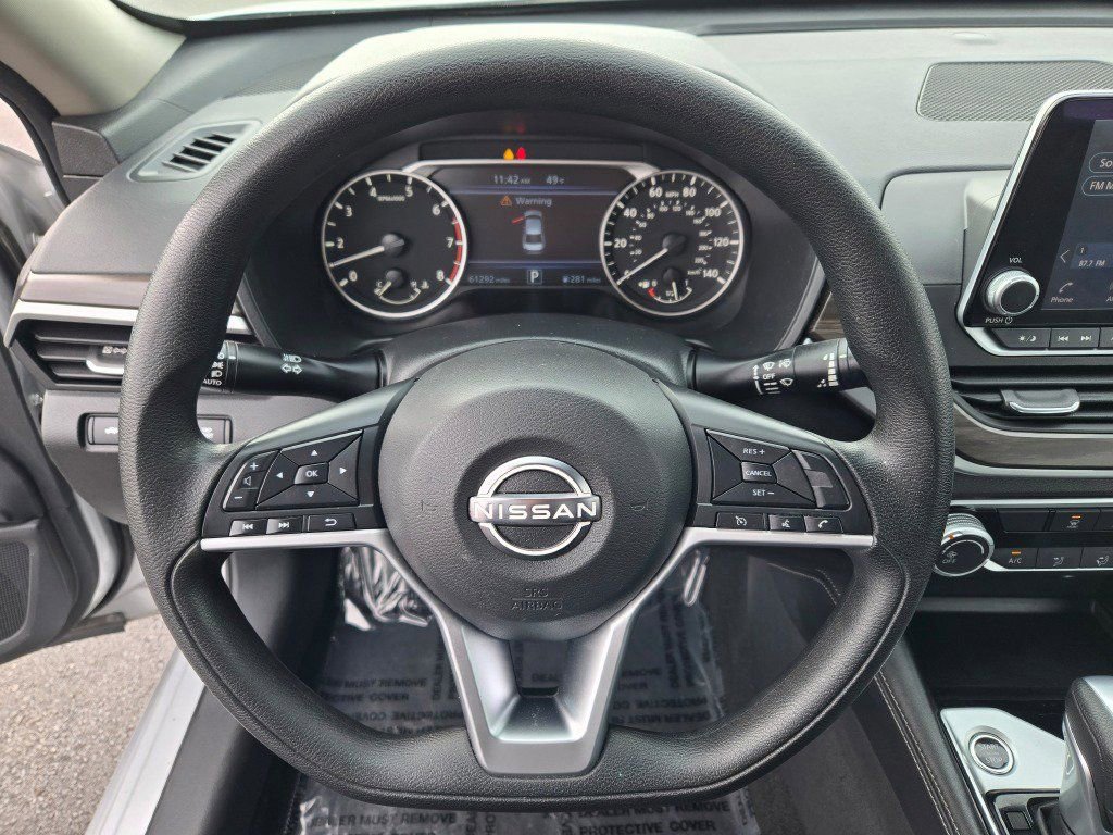 Used 2023 Nissan Altima 2.5 SV image 29