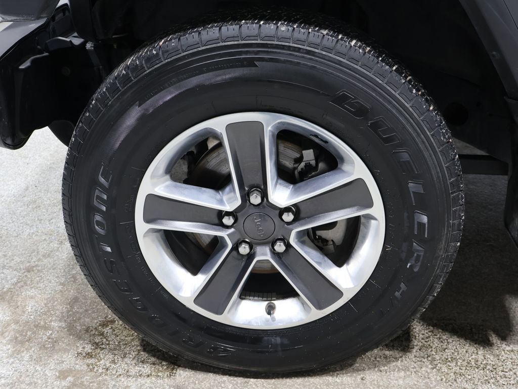 Certified 2023 Jeep Wrangler Sahara w/ LED Lighting Group image 10