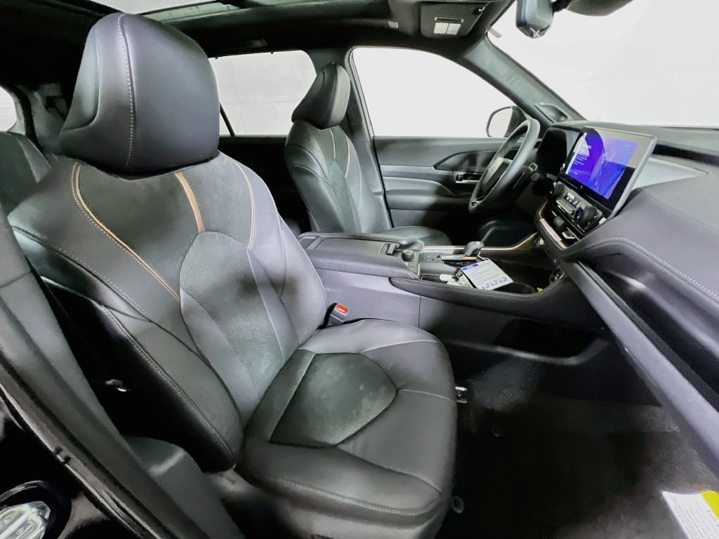 New 2026 Toyota Grand Highlander AWD Hybrid image 22