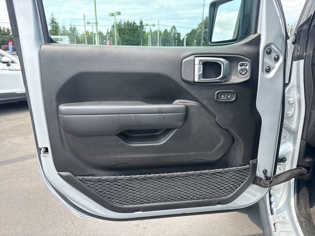 Used 2023 Jeep Wrangler Unlimited AWD/4WD image 24