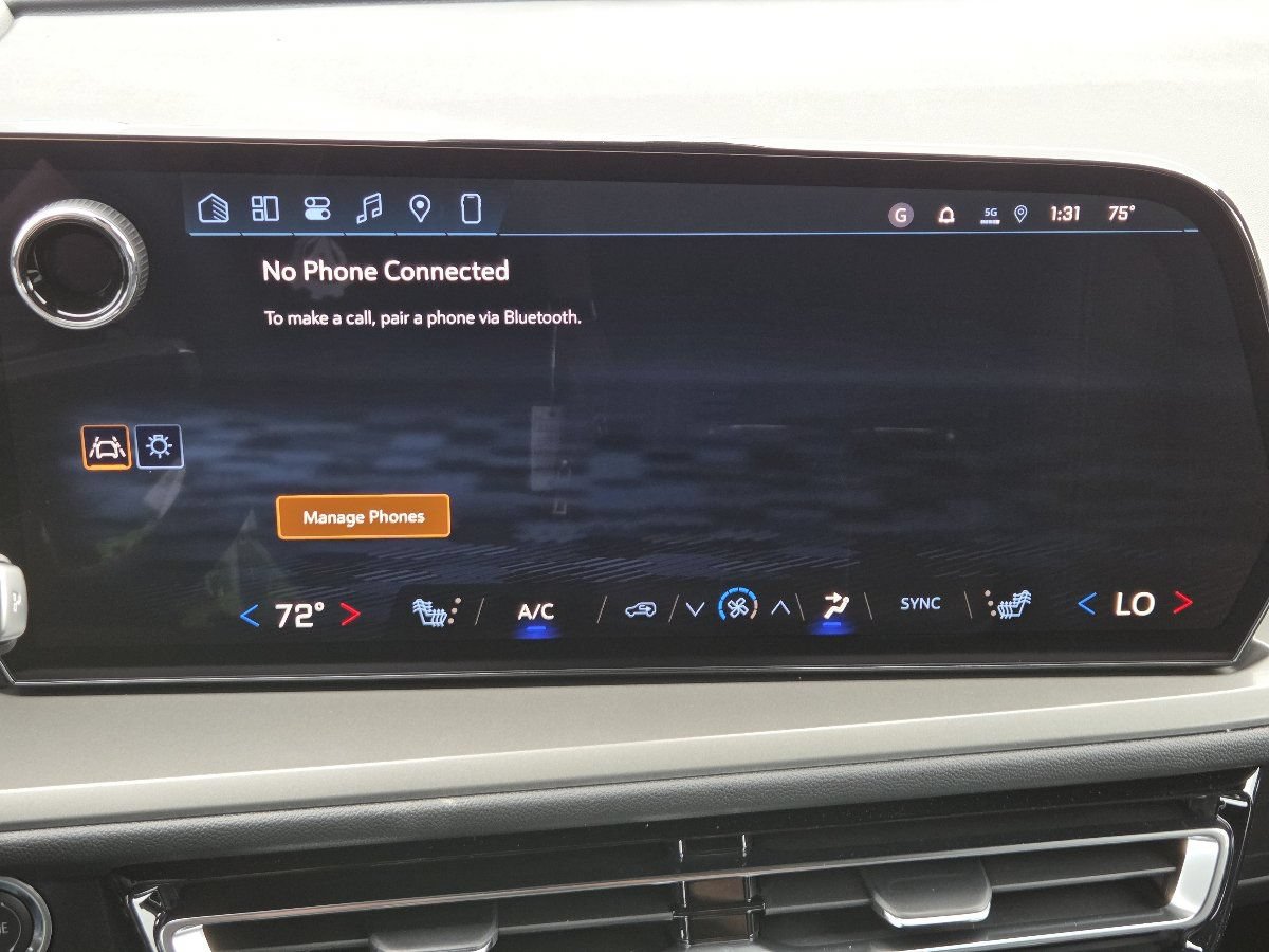 New 2027 Chevrolet Traverse LT AWD/4WD image 9