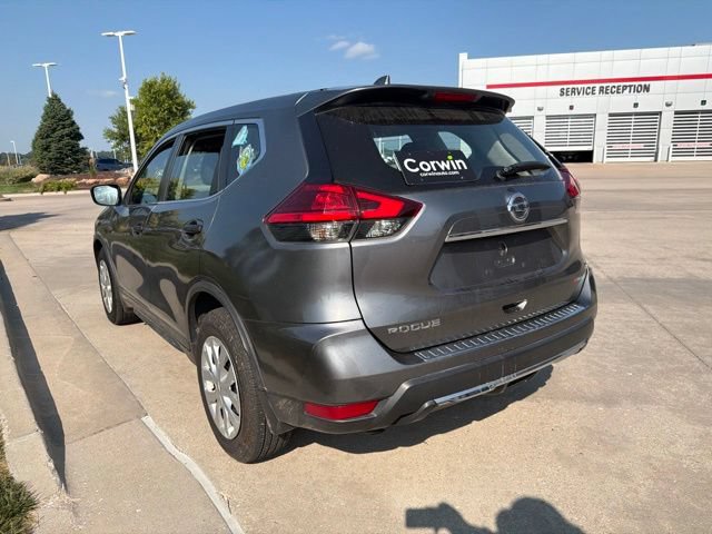 Used 2017 Nissan Rogue S FWD image 6