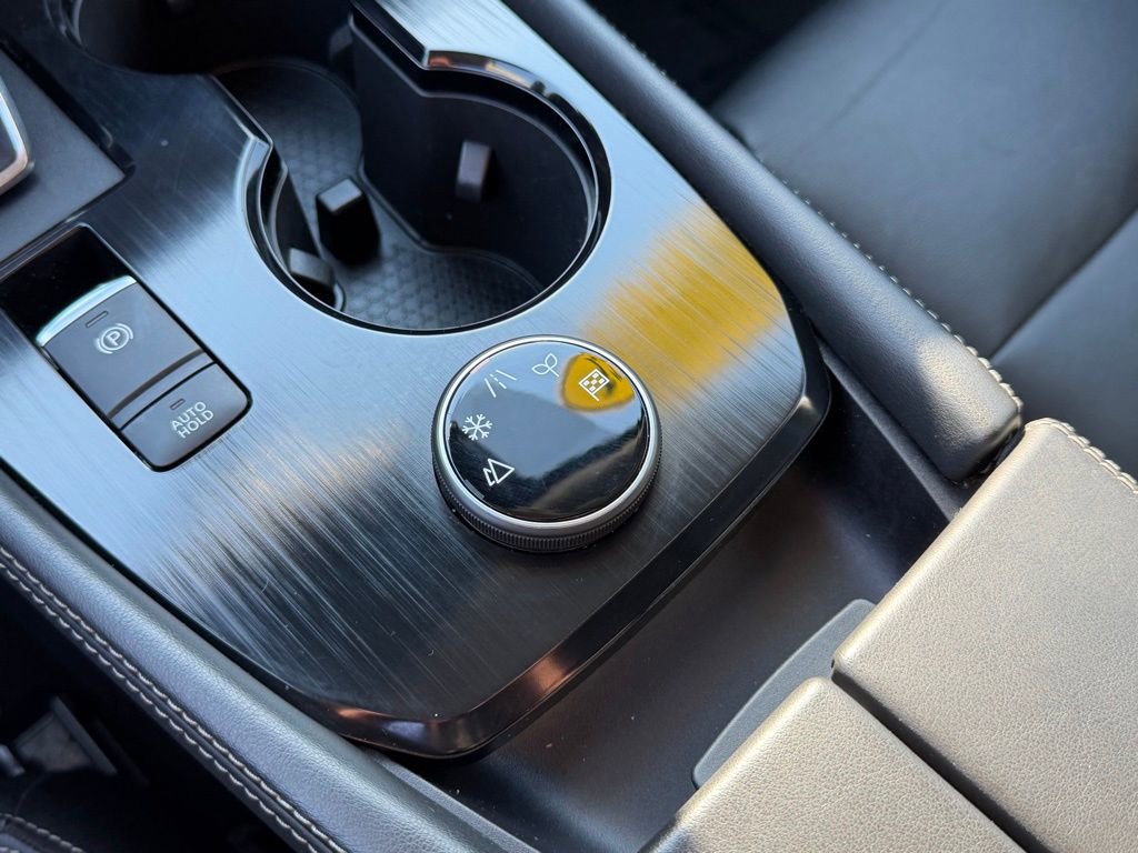 Used 2021 Nissan Rogue SL w/ Premium Package image 41