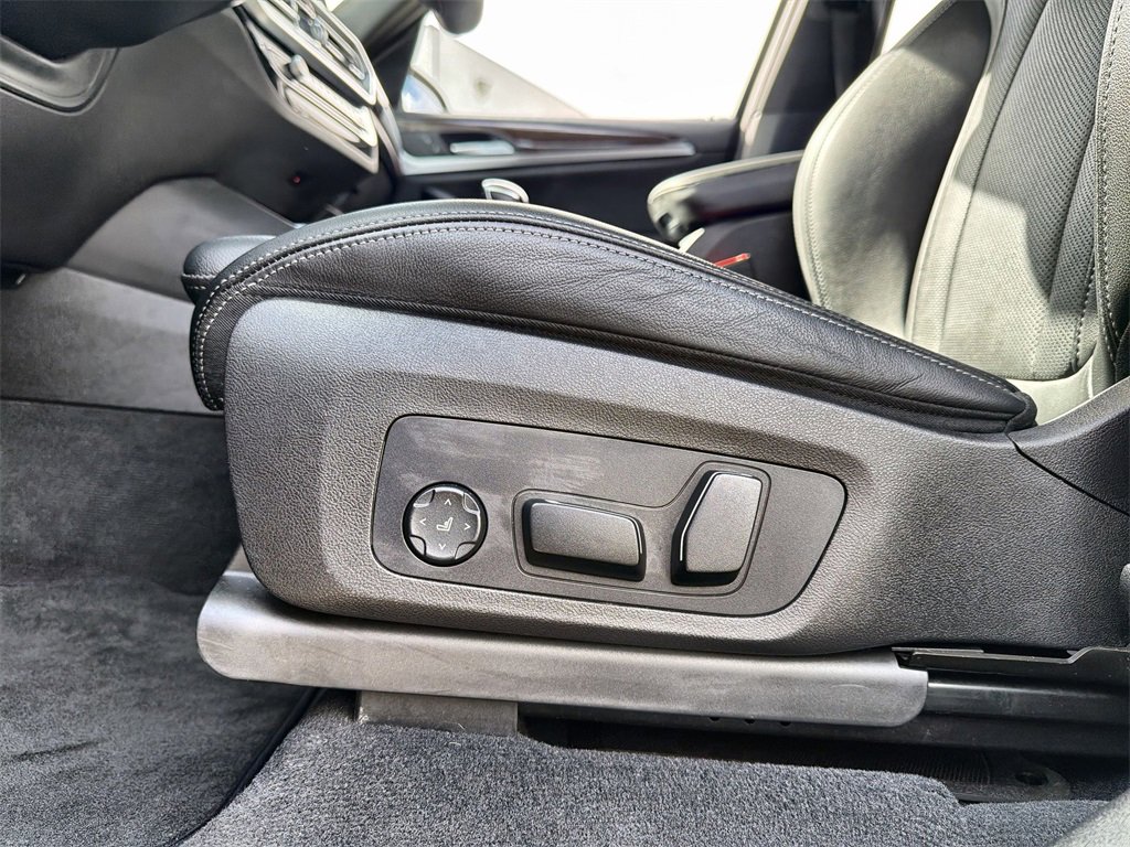 Used 2024 BMW X3 xDrive30i w/ Premium Essential Package image 14