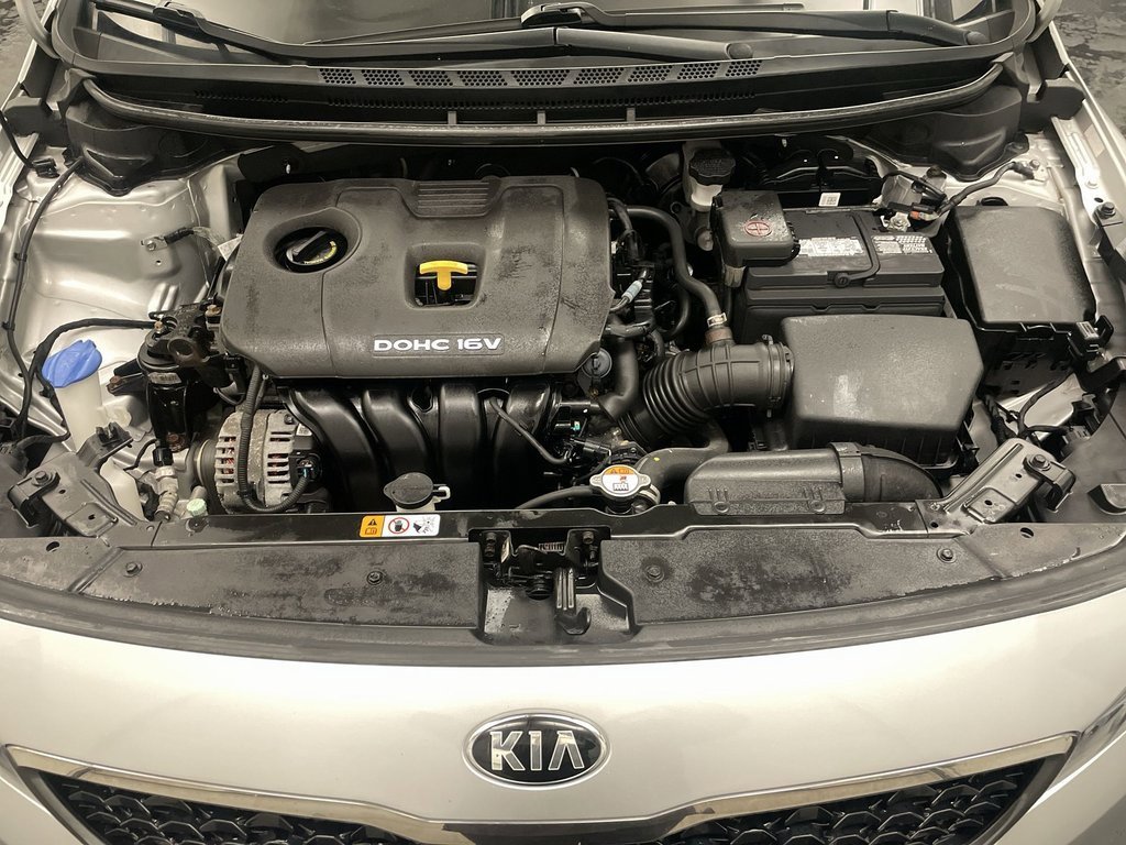 Used 2017 Kia Forte LX image 19