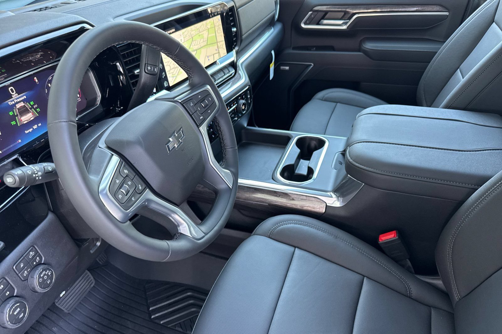 New 2026 Chevrolet Silverado 2500 LTZ w/ Trail Boss Package AWD/4WD image 9