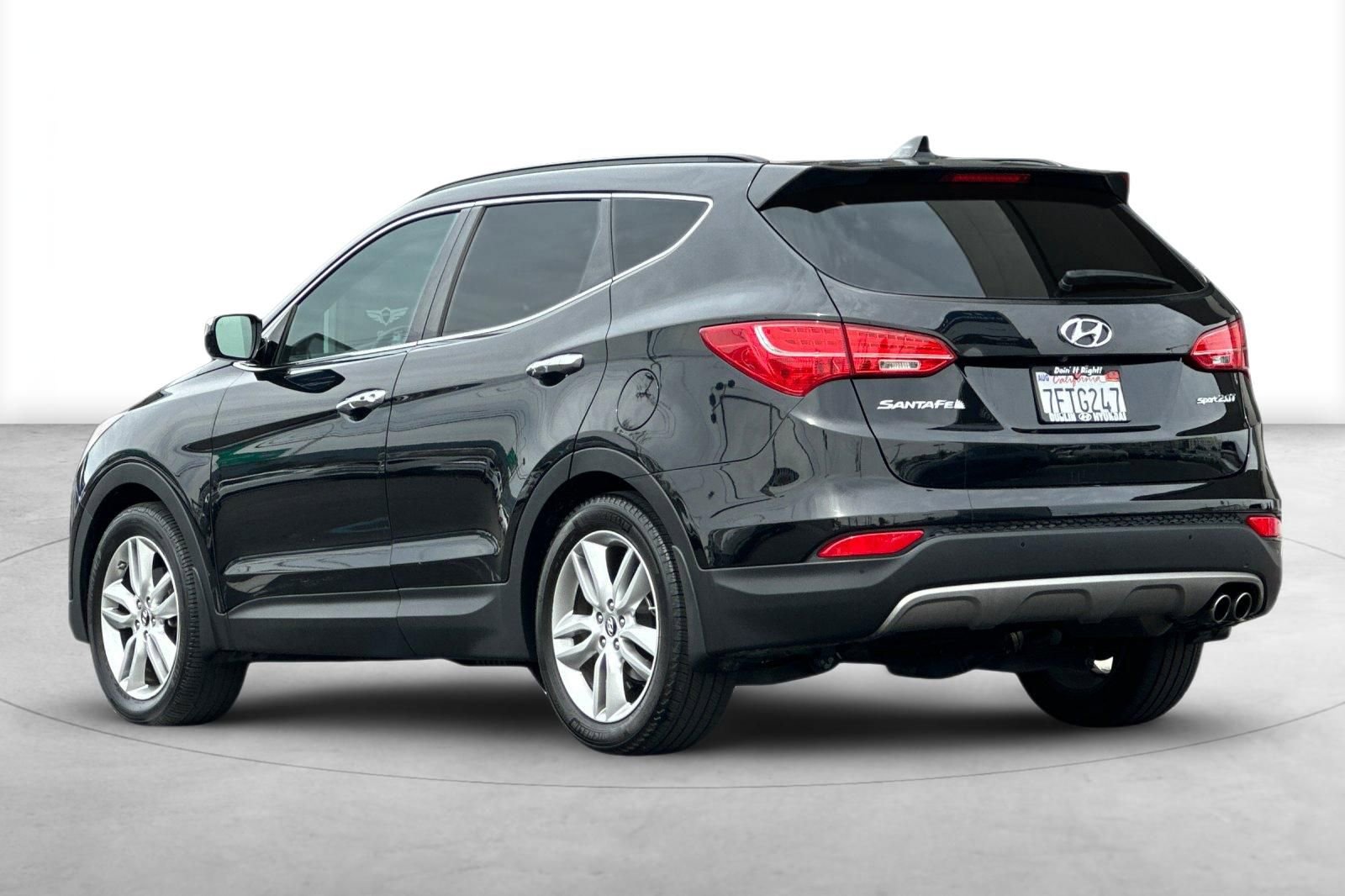Used 2014 Hyundai Santa Fe Sport 2.0T w/ Technology Package 05 image 4