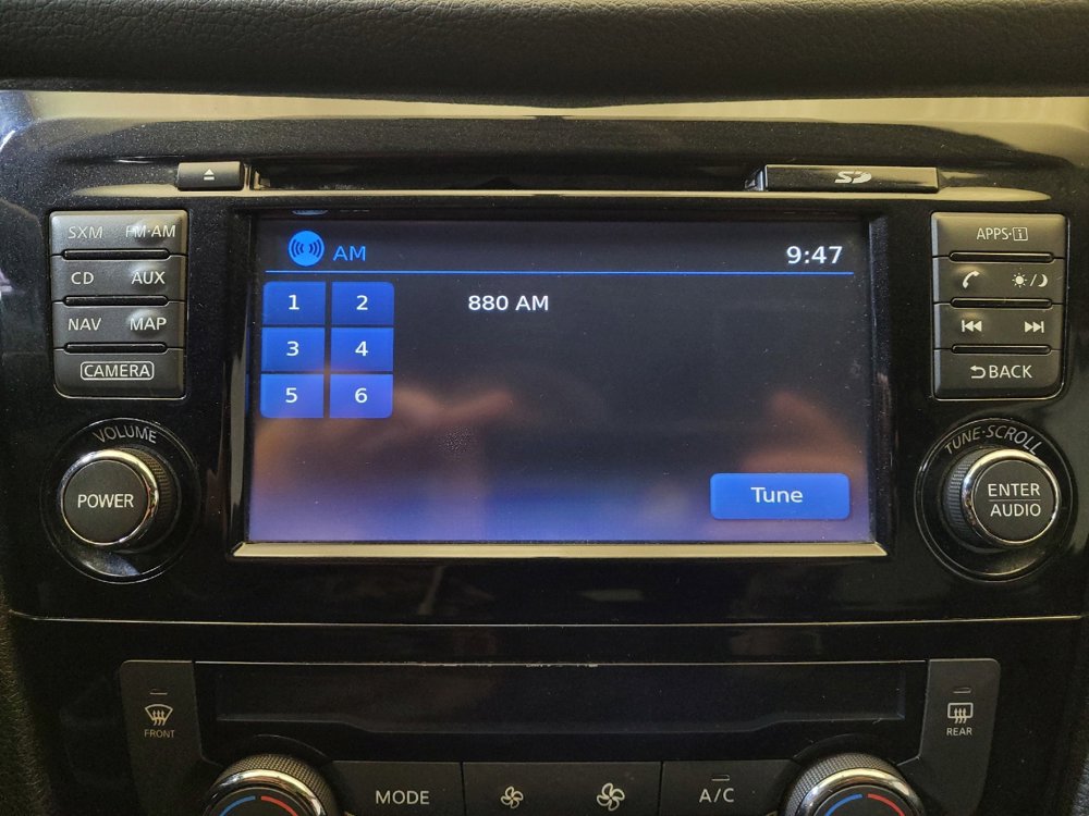 Used 2014 Nissan Rogue SL w/ SL Premium Package image 25