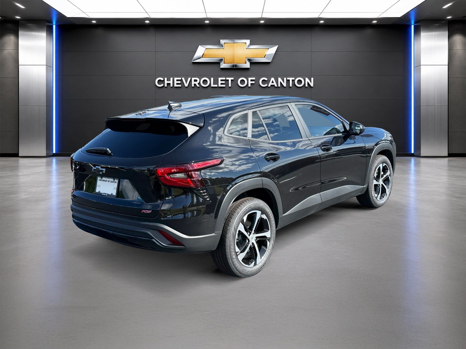 New 2026 Chevrolet Trax RS w/ Sunroof Package FWD image 5