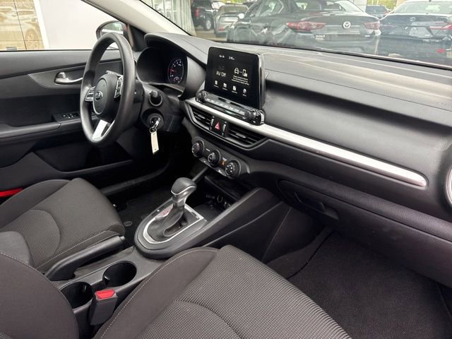 Used 2020 Kia Forte LXS FWD image 29