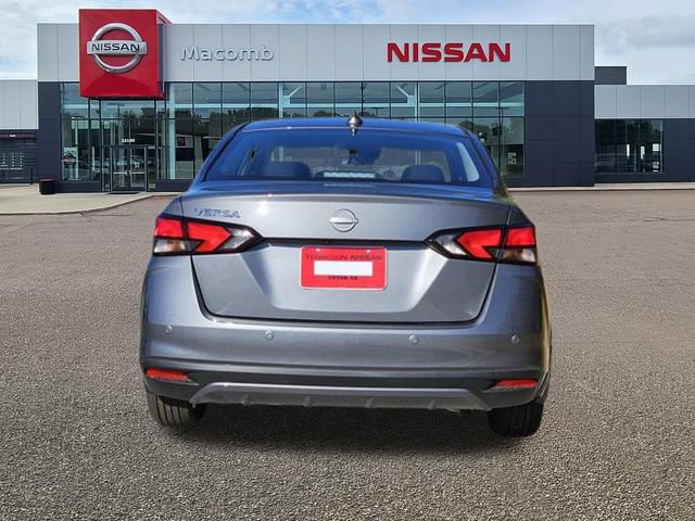 New 2025 Nissan Versa SV w/ Trunk Package FWD image 5