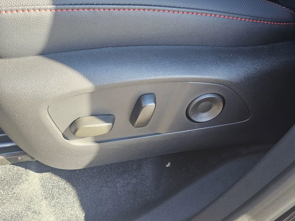 New 2026 Chevrolet Traverse Z71 w/ Driver Confidence Package image 26