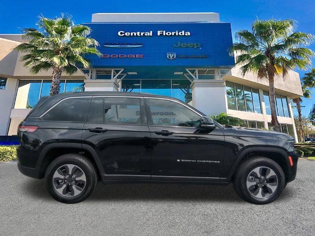 Certified 2025 Jeep Grand Cherokee Limited 4xe AWD/4WD image 4
