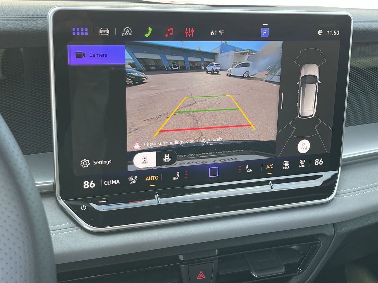 New 2026 Volkswagen Tiguan SE R-Line FWD image 23