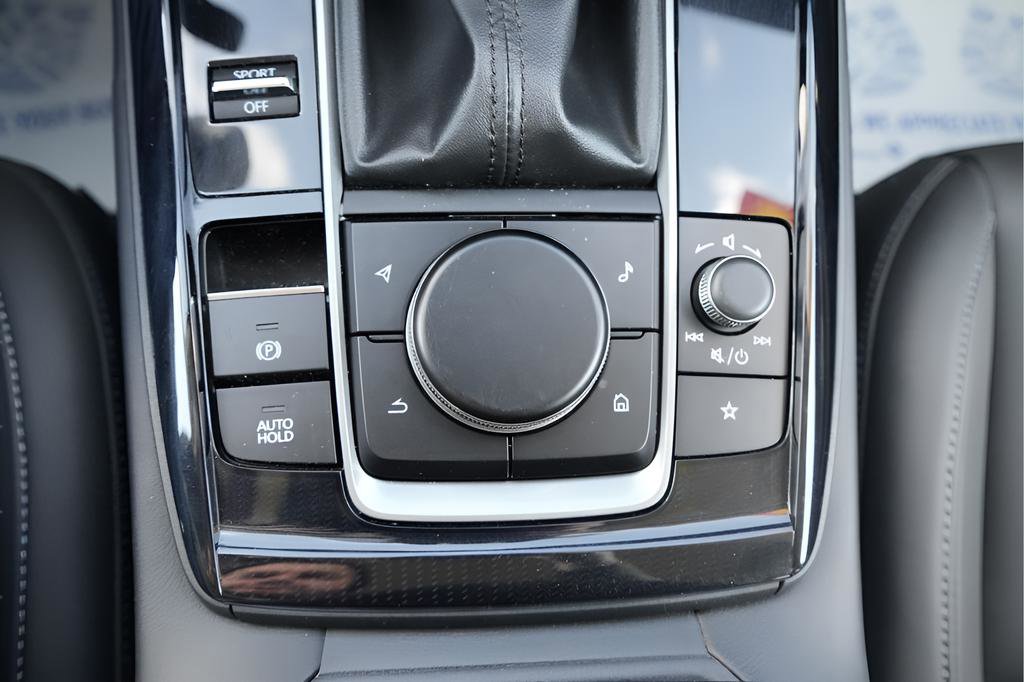 Used 2025 MAZDA CX-30 AWD 2.5 S w/ Select Sport Pkg image 32