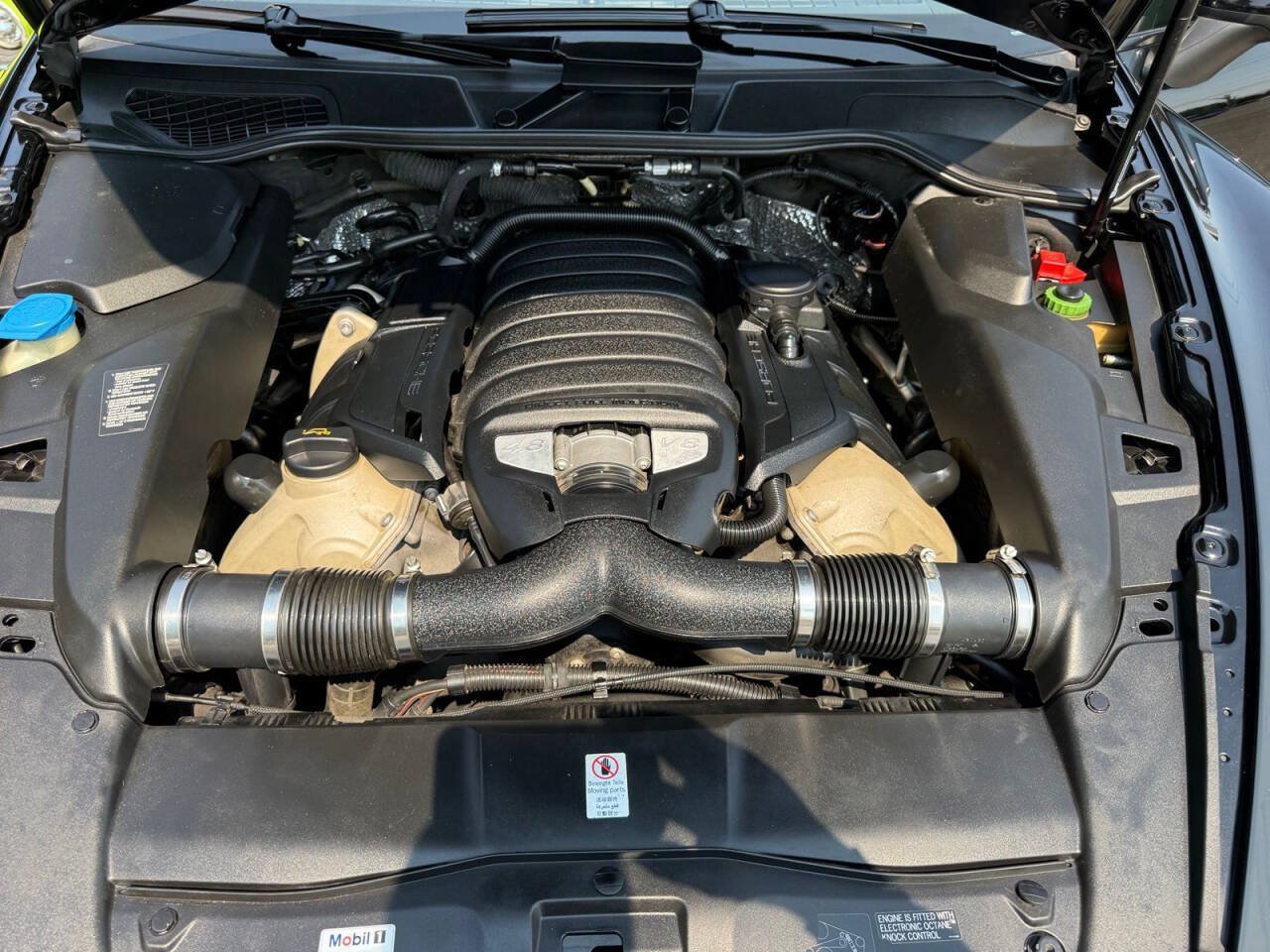 Used 2013 Porsche Cayenne GTS AWD/4WD image 18