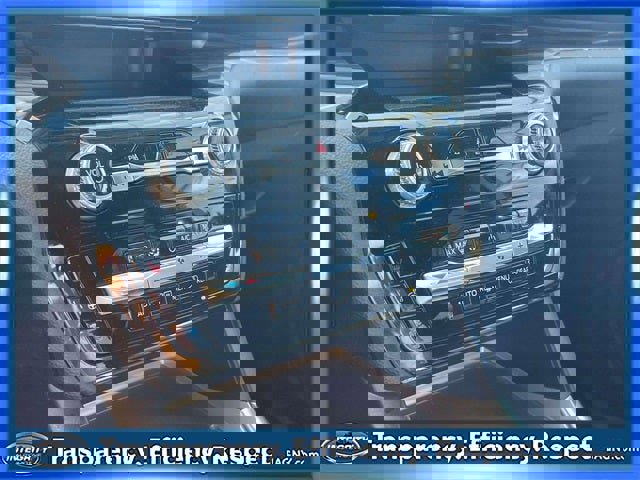 Used 2023 Ford Explorer Limited w/ Equipment Group 301A image 29