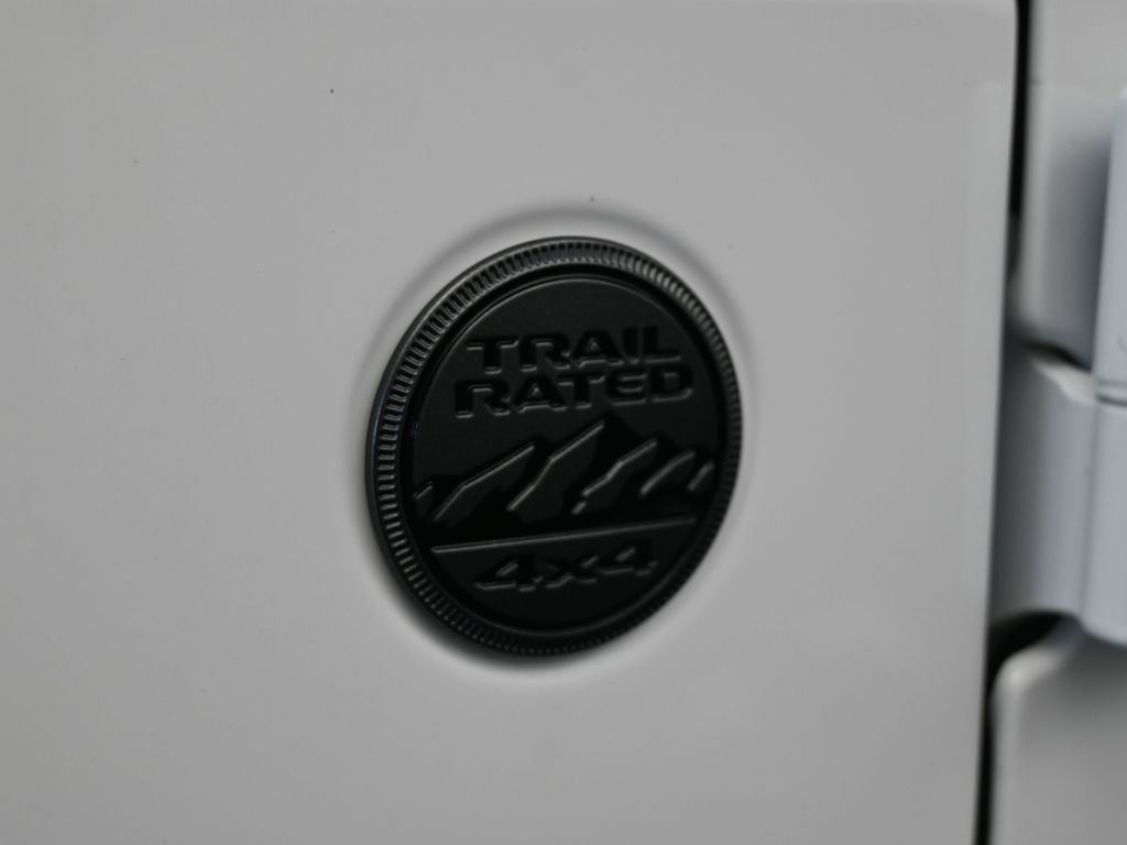 New 2026 Jeep Gladiator Willys image 28