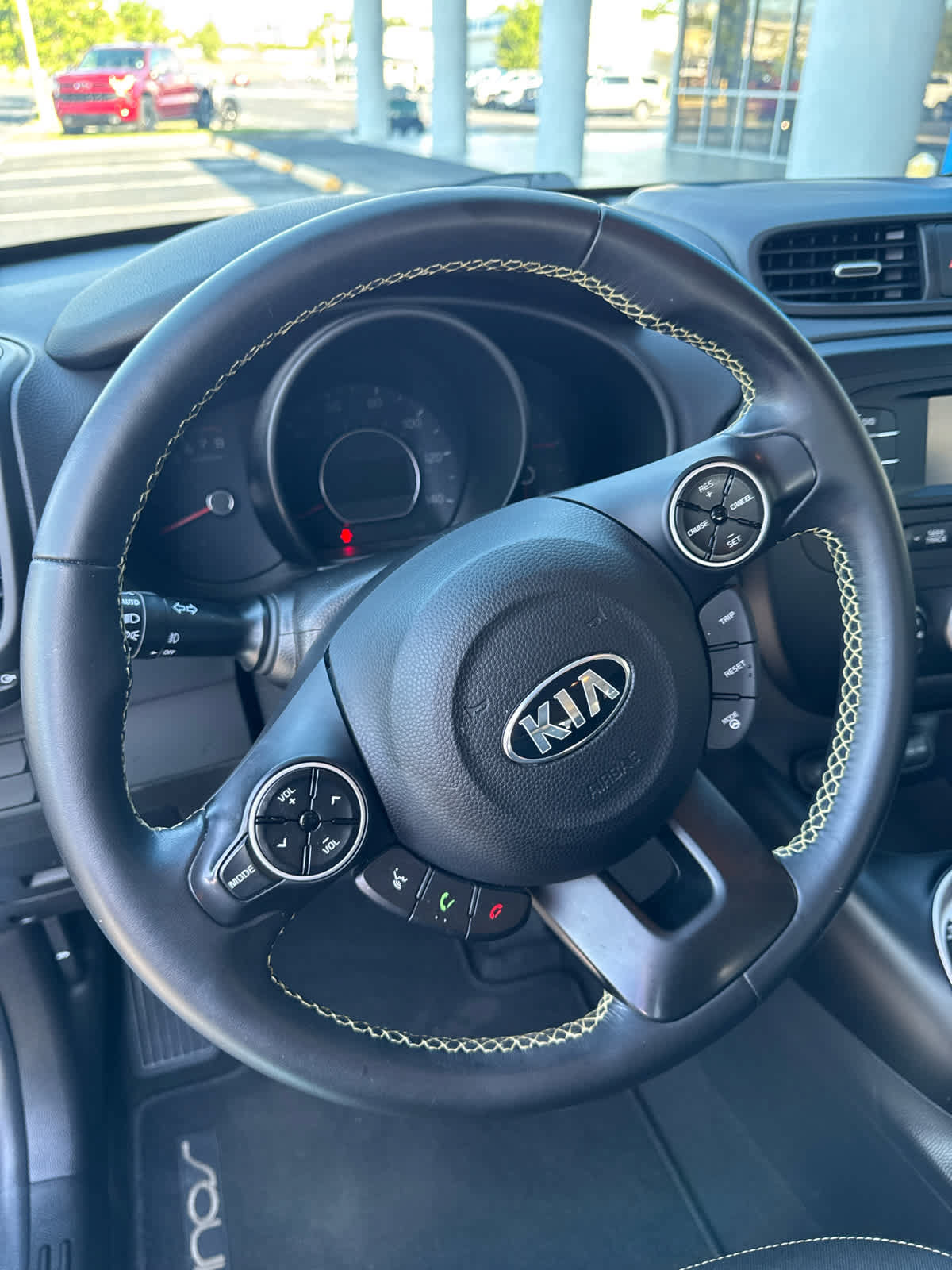 Used 2016 Kia Soul + w/ Designer's Package FWD image 15