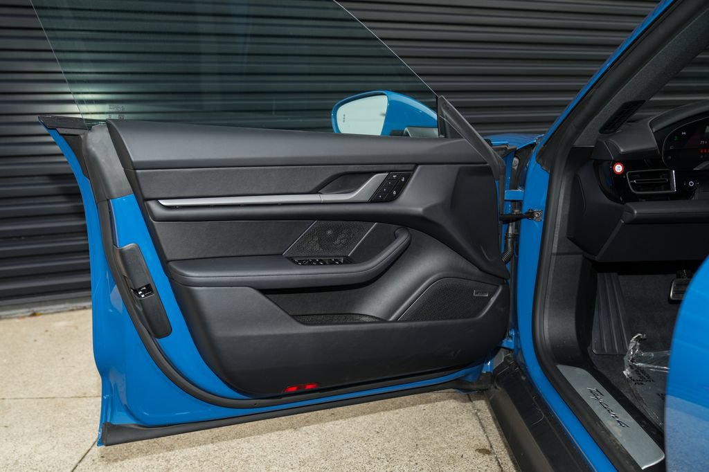 New 2026 Porsche Taycan AWD/4WD image 19
