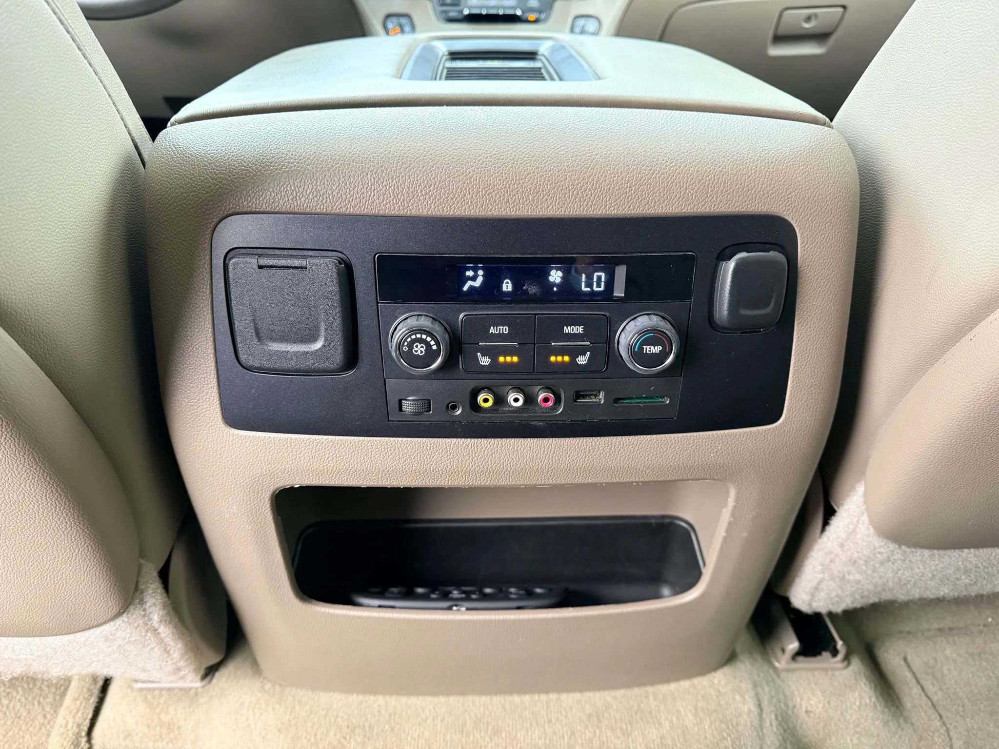 Used 2015 GMC Yukon SLT w/ Open Road Package image 20