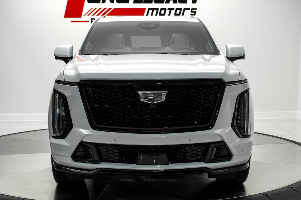Used 2026 Cadillac Escalade V w/ LPO, ONYX Package AWD/4WD image 2