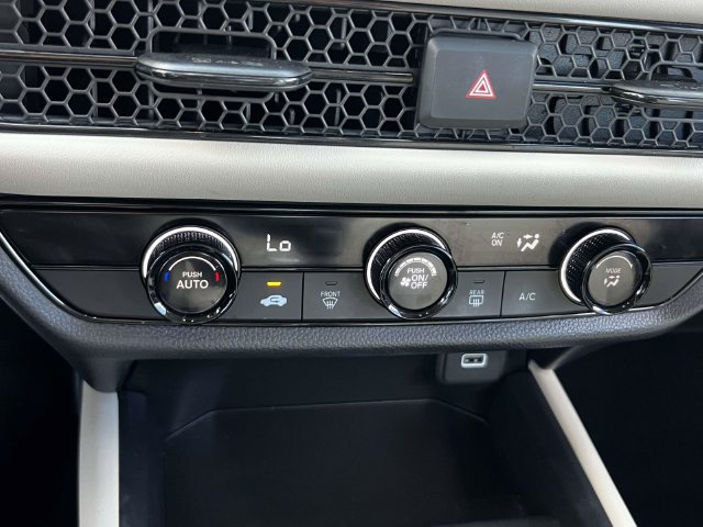 Used 2024 Honda HR-V LX image 29