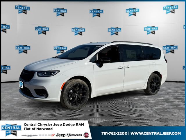 New 2026 Chrysler Pacifica Select w/ S Appearance Package image 1