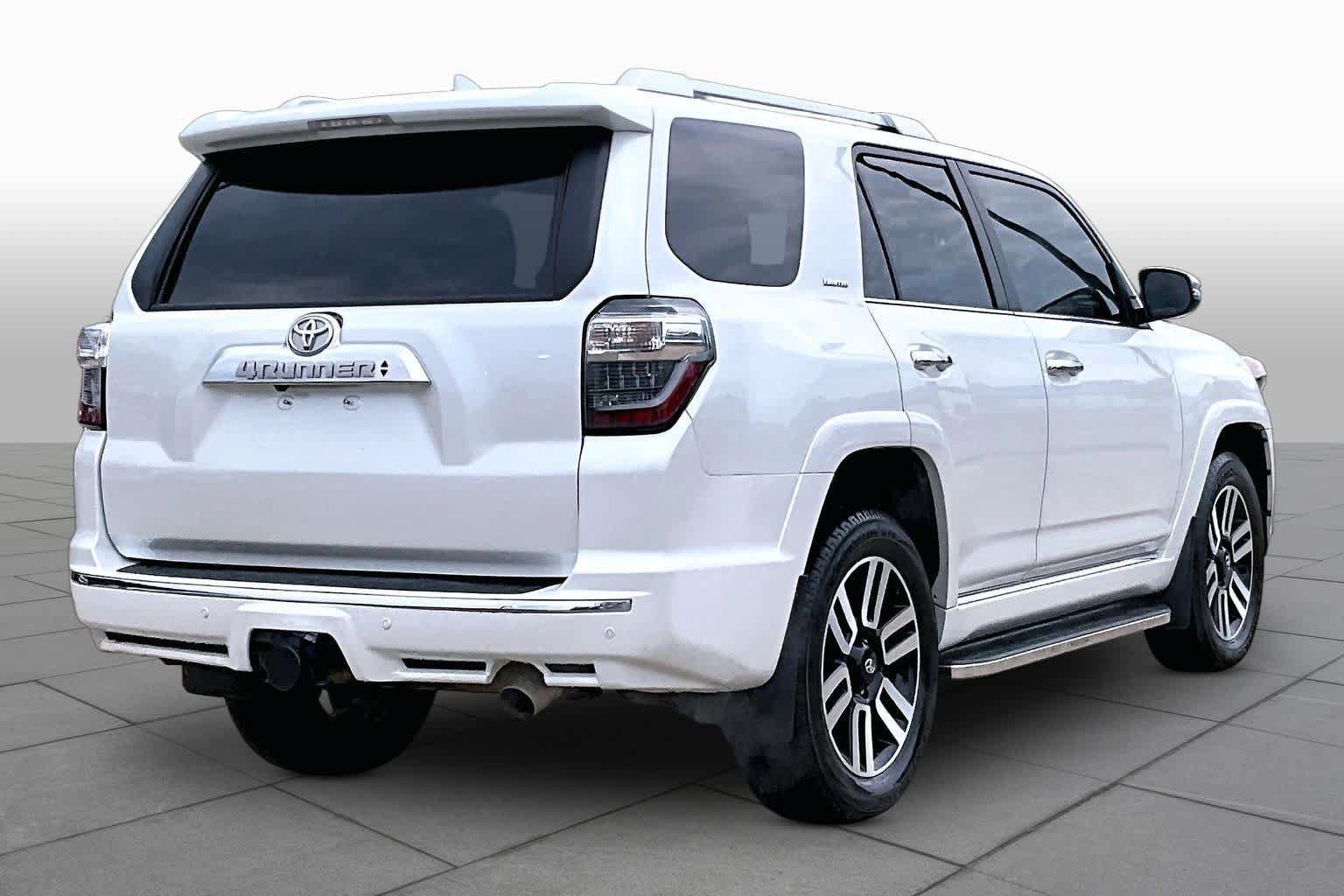 Used 2024 Toyota 4Runner Limited AWD/4WD image 13