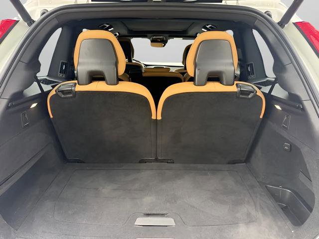 Used 2018 Volvo XC90 T5 Momentum w/ Convenience Package image 7