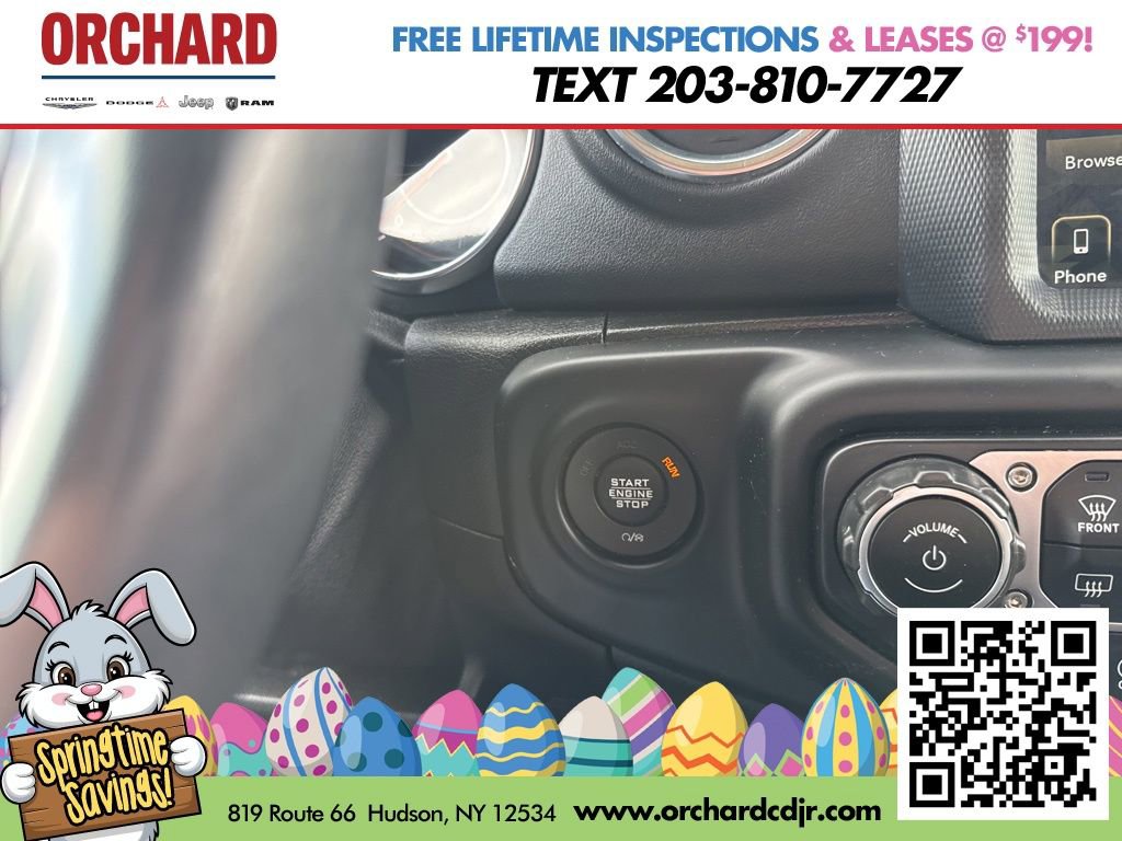 Used 2019 Jeep Wrangler Unlimited Sahara w/ Dual Top Group AWD/4WD image 40