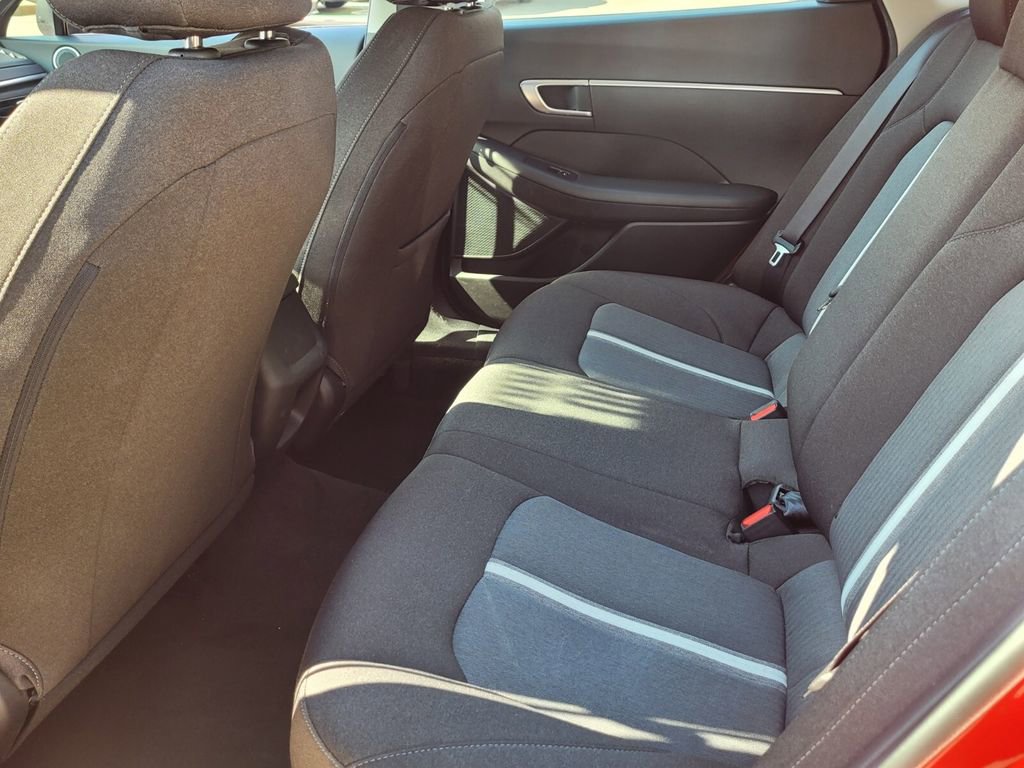 Used 2022 Hyundai Sonata SE w/ Cargo Package image 10