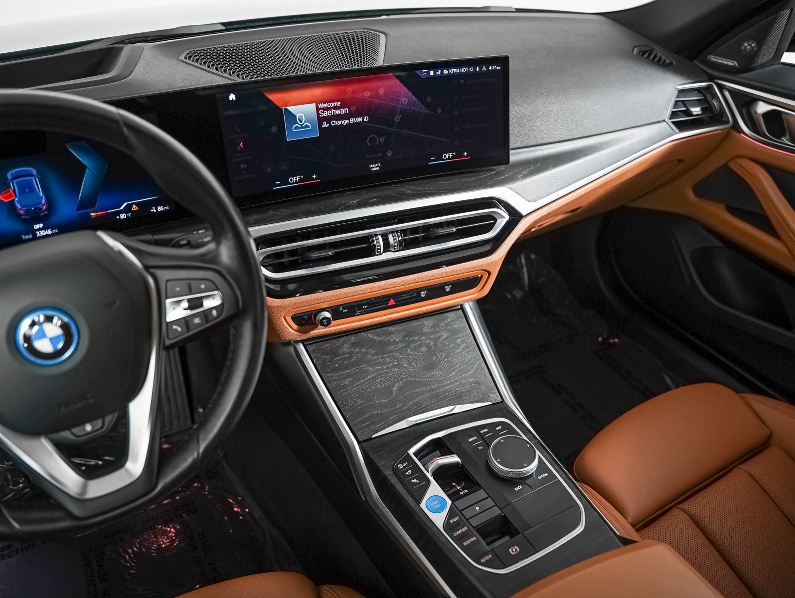 Used 2023 BMW i4 eDrive35 w/ Premium Package RWD image 15