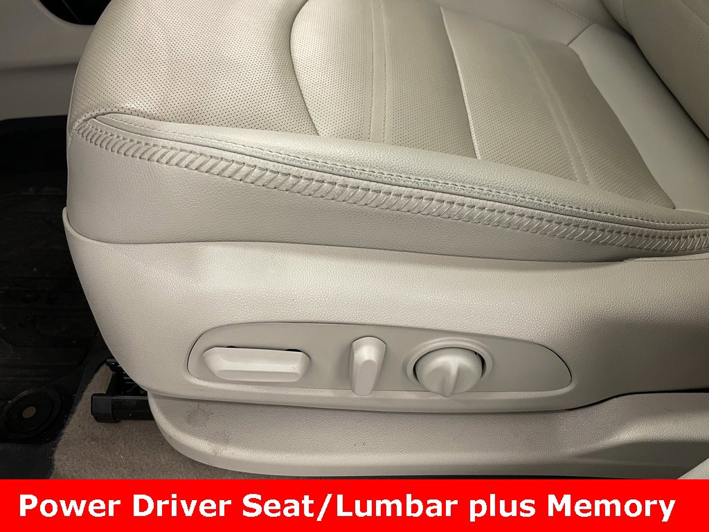 Certified 2024 GMC Terrain Denali w/ Denali Premium Package image 12