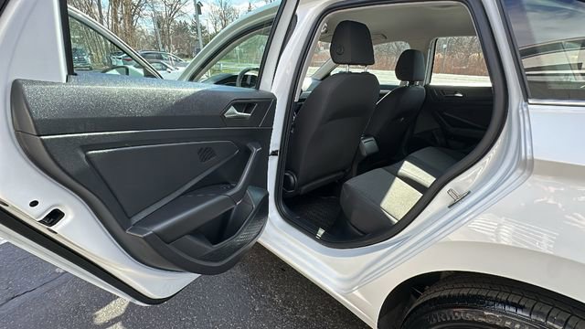 Used 2020 Volkswagen Jetta S w/ Driver Assistance Package image 33