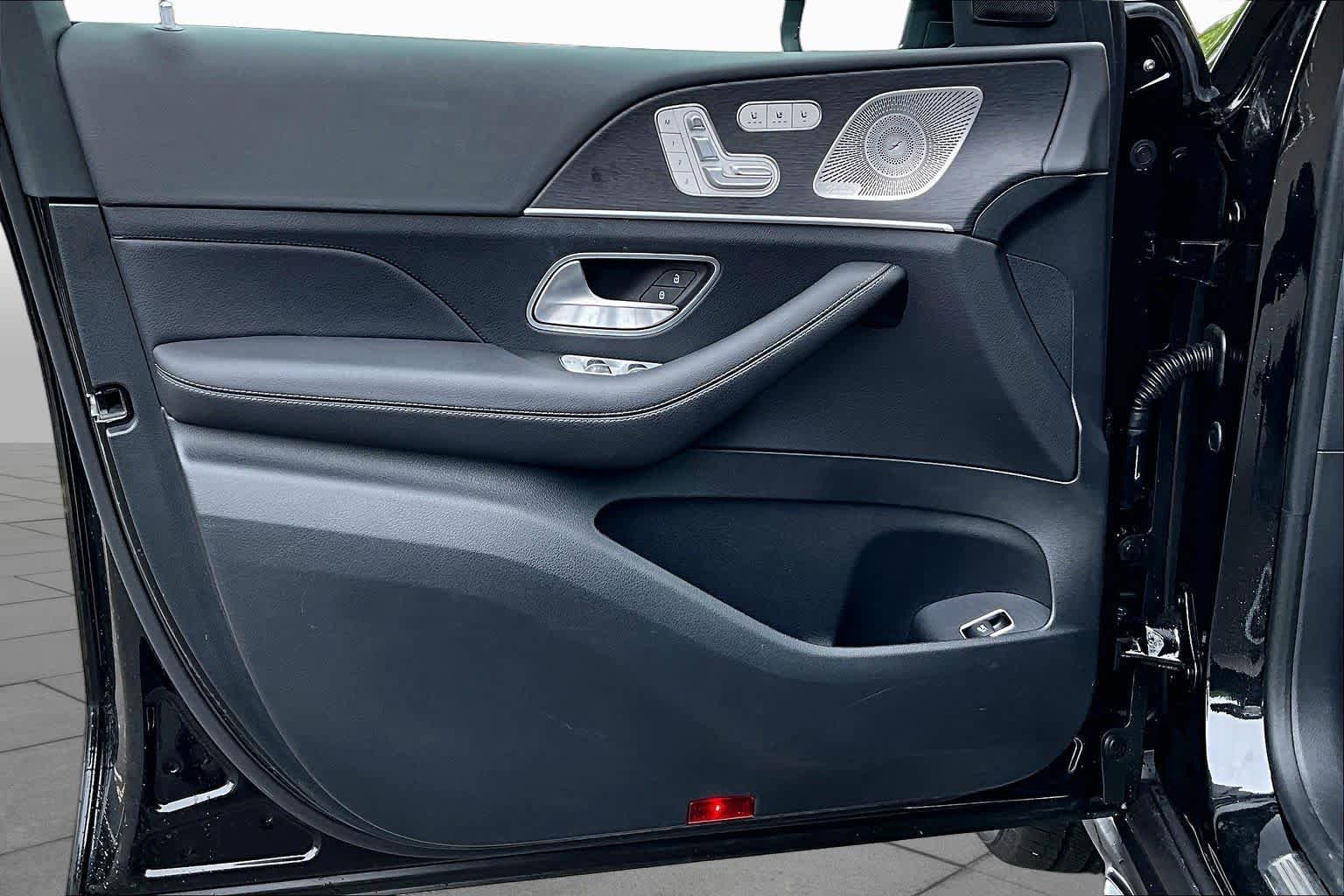 Certified 2025 Mercedes-Benz GLE 450 4MATIC image 24