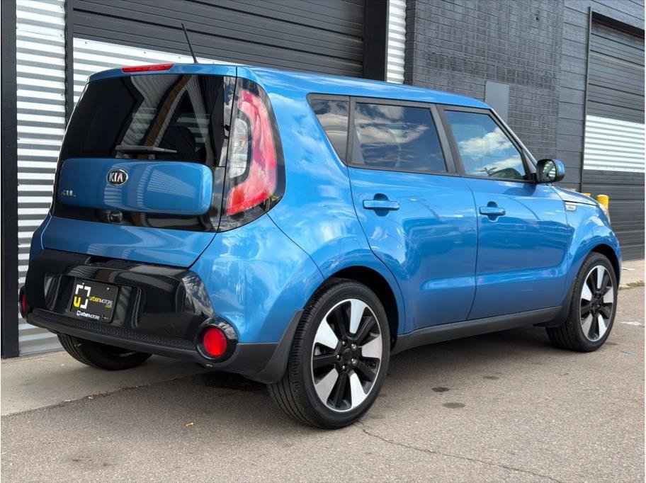 Used 2016 Kia Soul + w/ Designer's Package FWD image 9