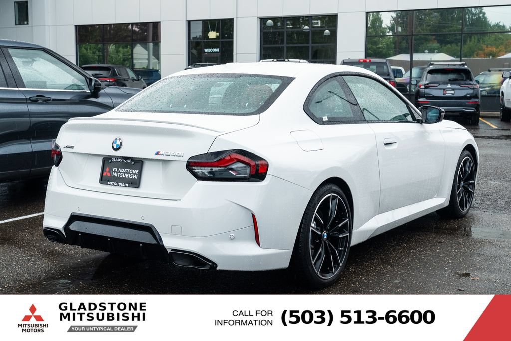 Used 2026 BMW M240i xDrive Coupe AWD/4WD image 8