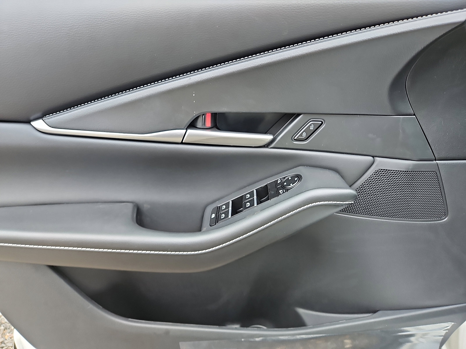 New 2026 MAZDA CX-30 Aire Edition image 10