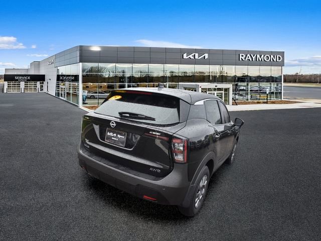 Used 2025 Nissan Kicks S AWD/4WD image 3