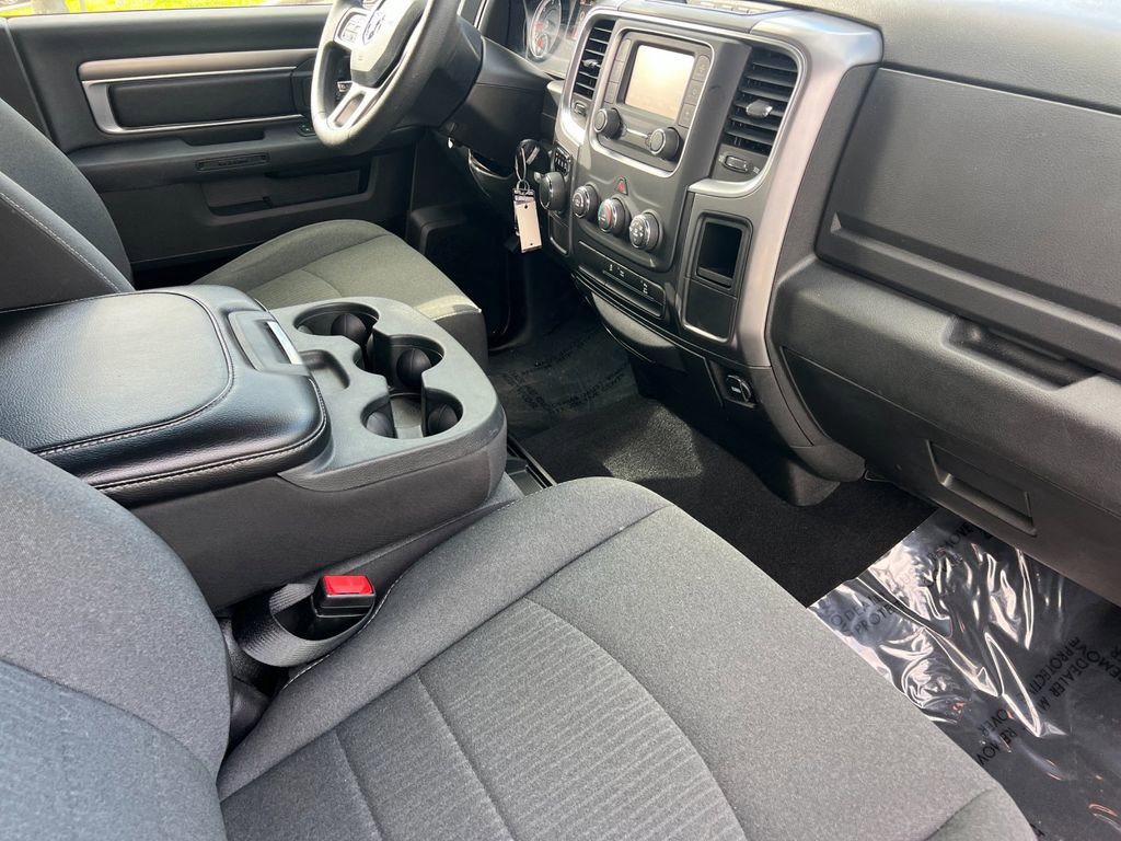 Used 2024 RAM 1500 Classic Warlock image 15