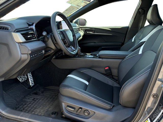 New 2026 Toyota Camry SE w/ Convenience Package FWD image 12