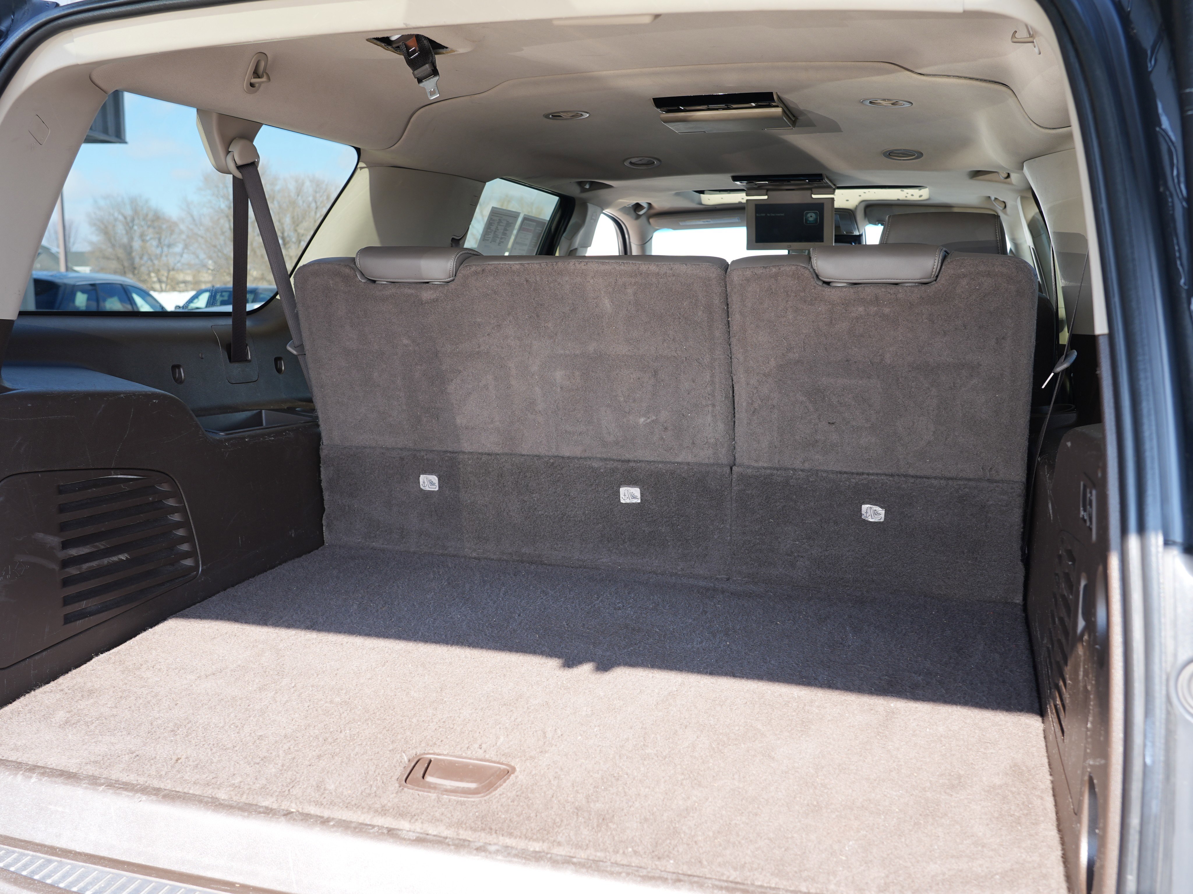 Used 2019 GMC Yukon XL Denali w/ Open Road Package image 26