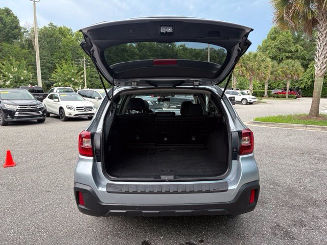 Used 2019 Subaru Outback 2.5i Limited AWD/4WD image 36