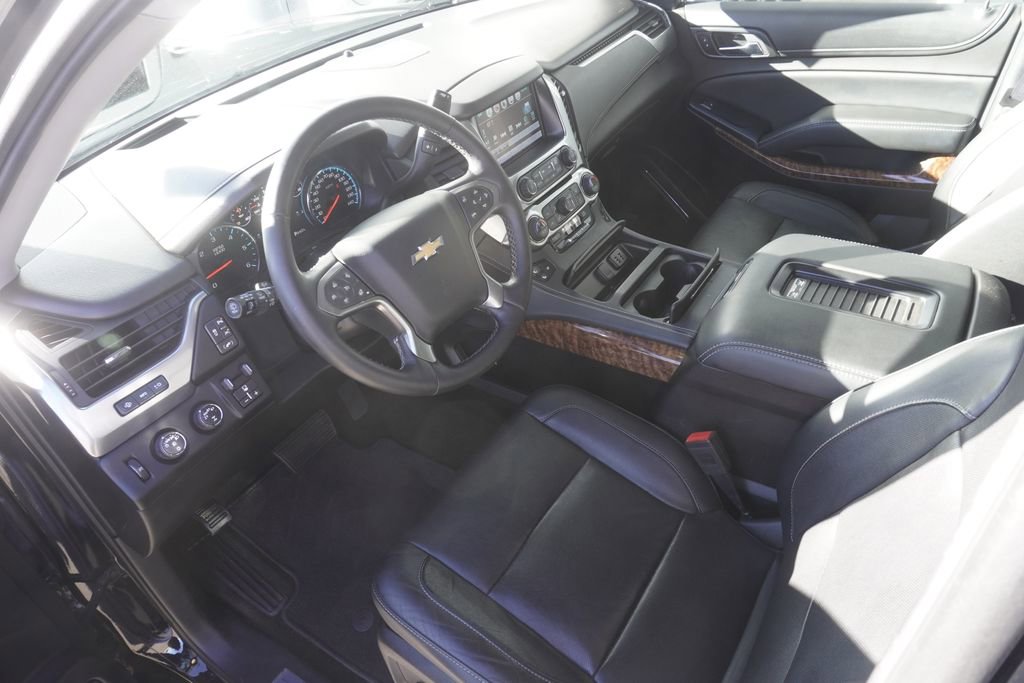 Used 2017 Chevrolet Suburban Premier image 18