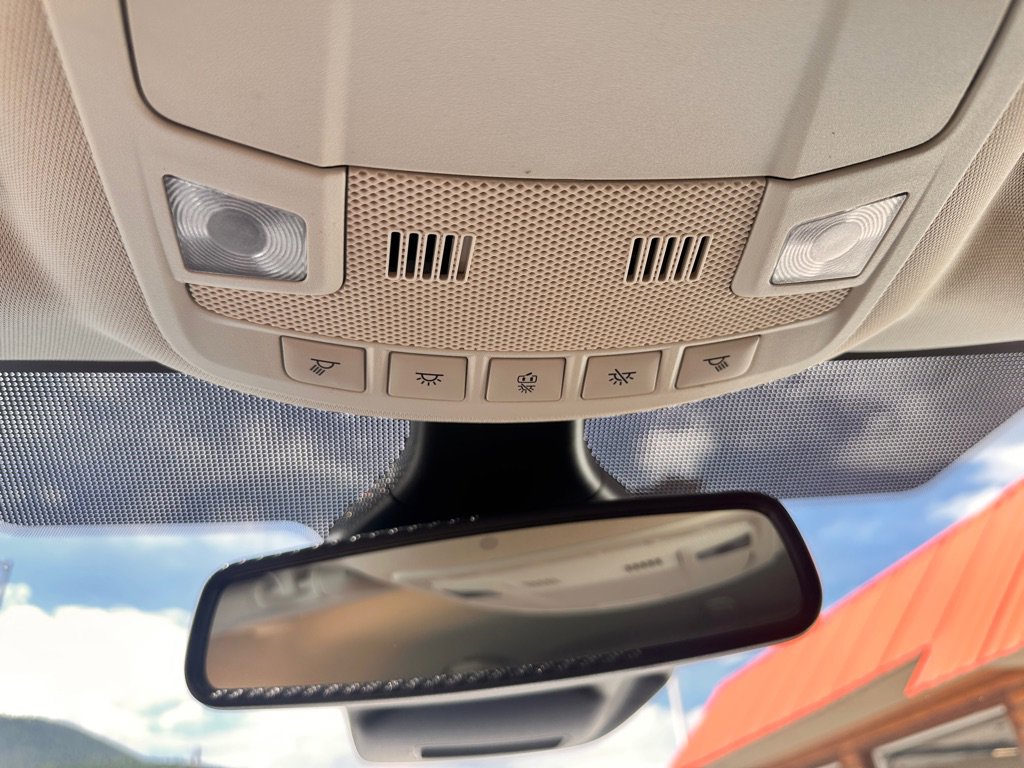 Used 2024 Ford Edge SEL image 20