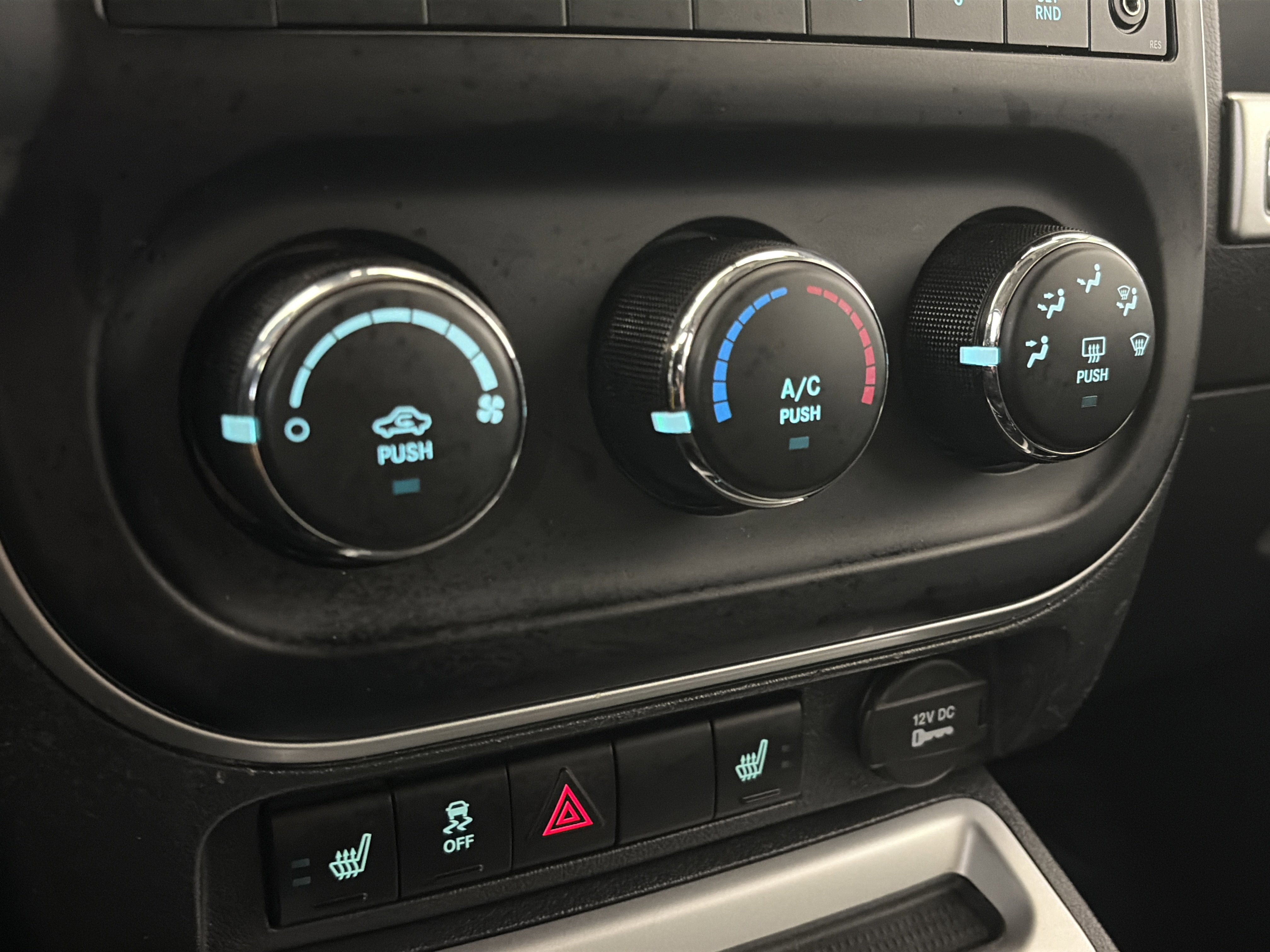 Used 2016 Jeep Compass Latitude AWD/4WD image 20