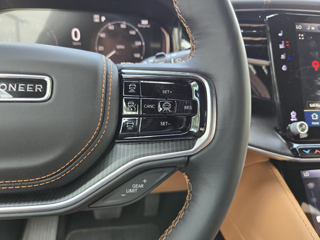 New 2026 Jeep Grand Wagoneer L Summit AWD/4WD image 17