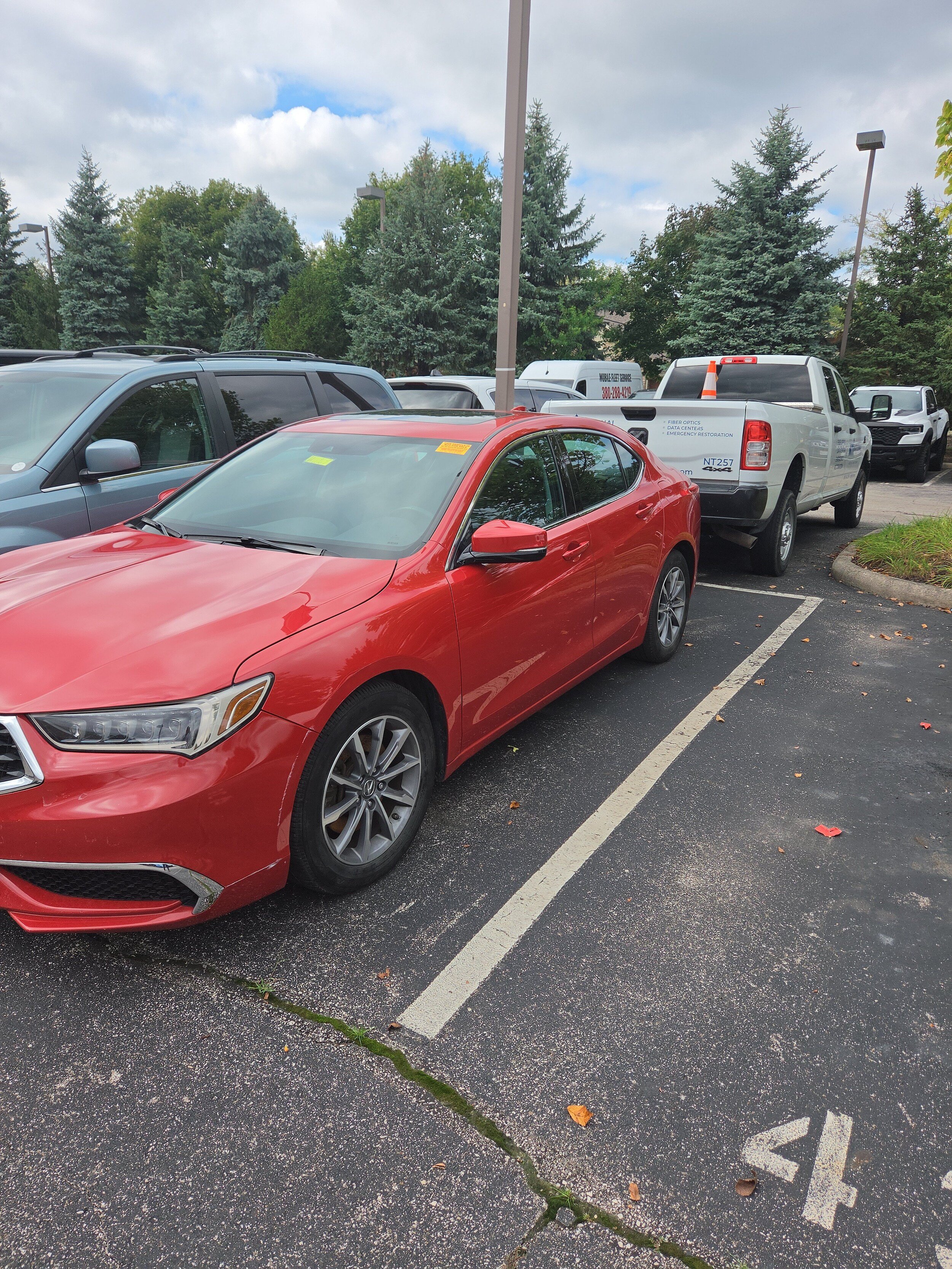 Used 2018 Acura TLX FWD image 2