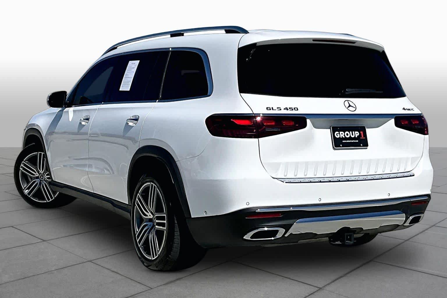 Used 2024 Mercedes-Benz GLS 450 4MATIC image 11